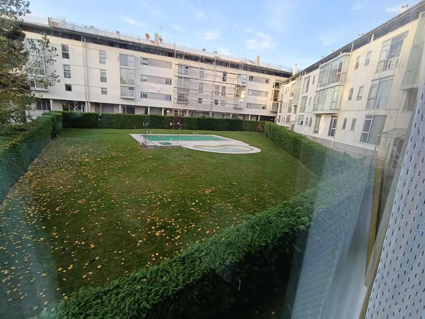 Schwimmbecken von Wohnung zum Verkauf in Brión mit Heizung, Terrasse und Abstellraum