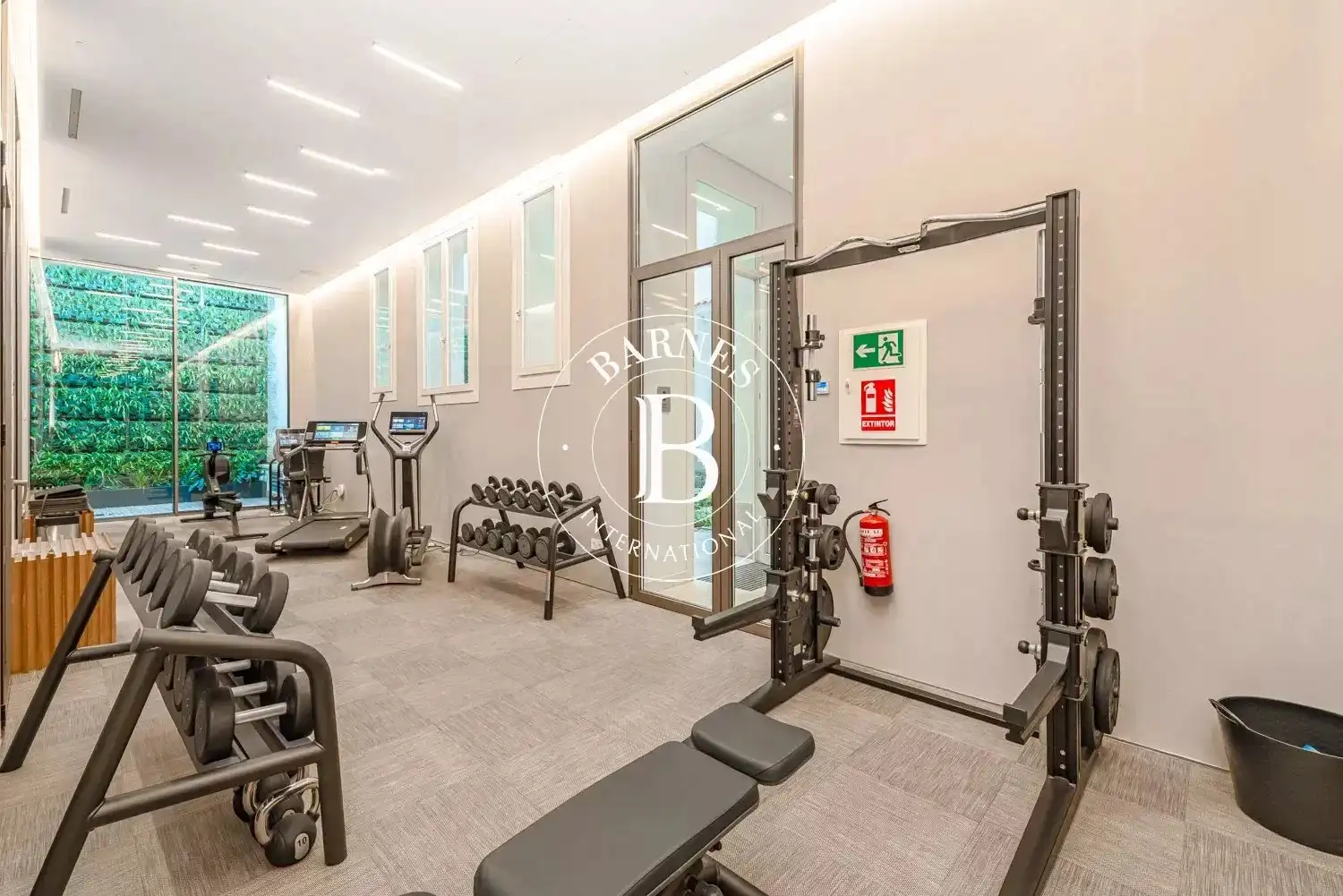 Flat for rent in Madrid  with Air Conditioner, Heating and Swimming Pool