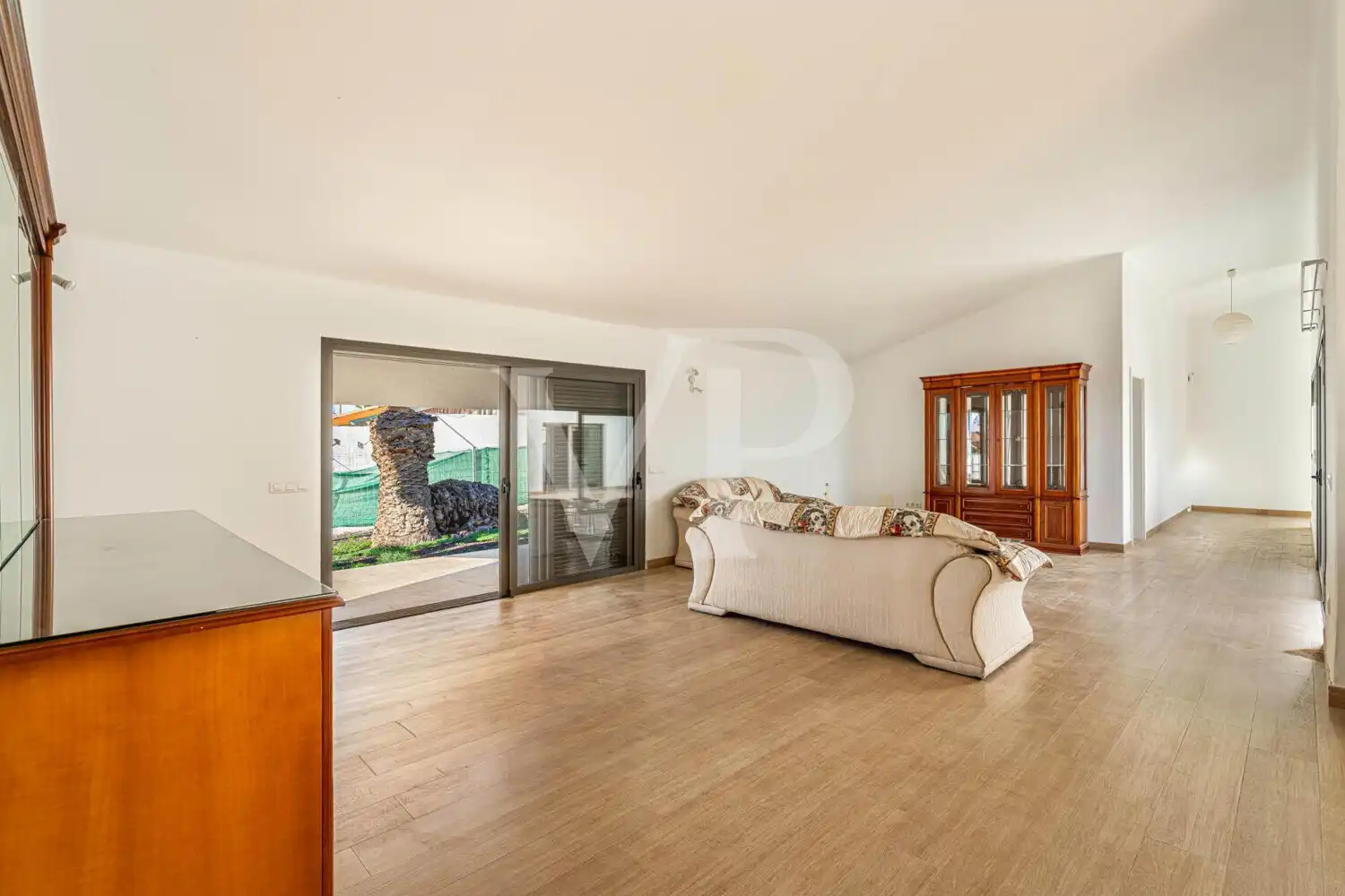 Sala d'estar de Casa o xalet en venda en San Miguel de Abona amb Jardí privat, Terrassa i Moblat