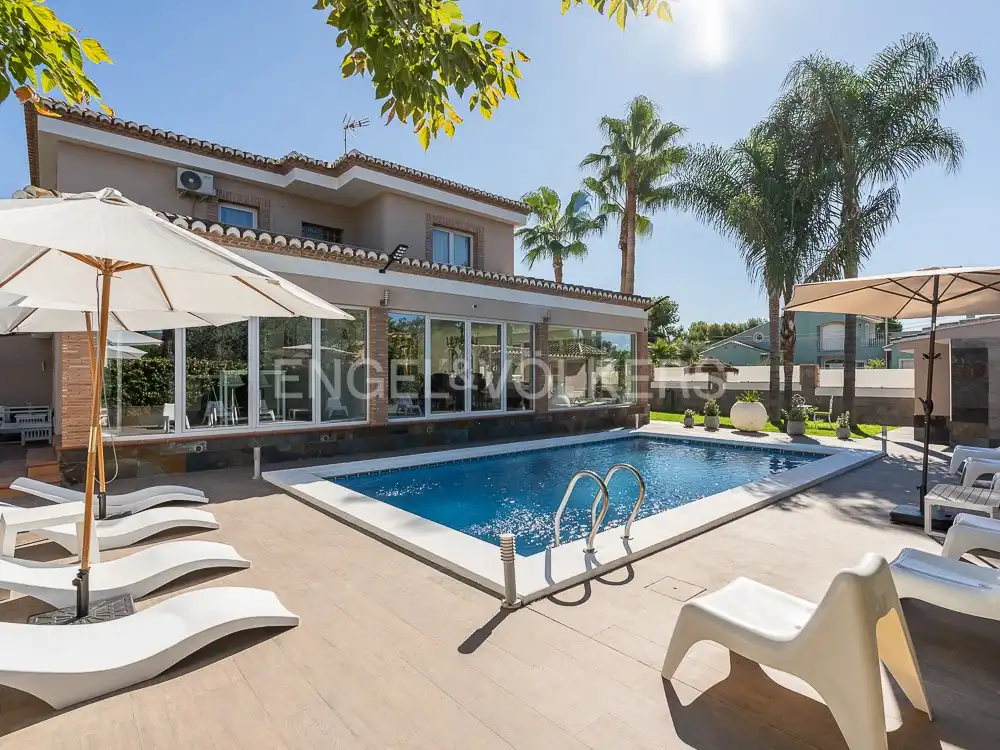 Exterior view of Houses for rent in Bétera  with Air Conditioner, Heating and Private garden
