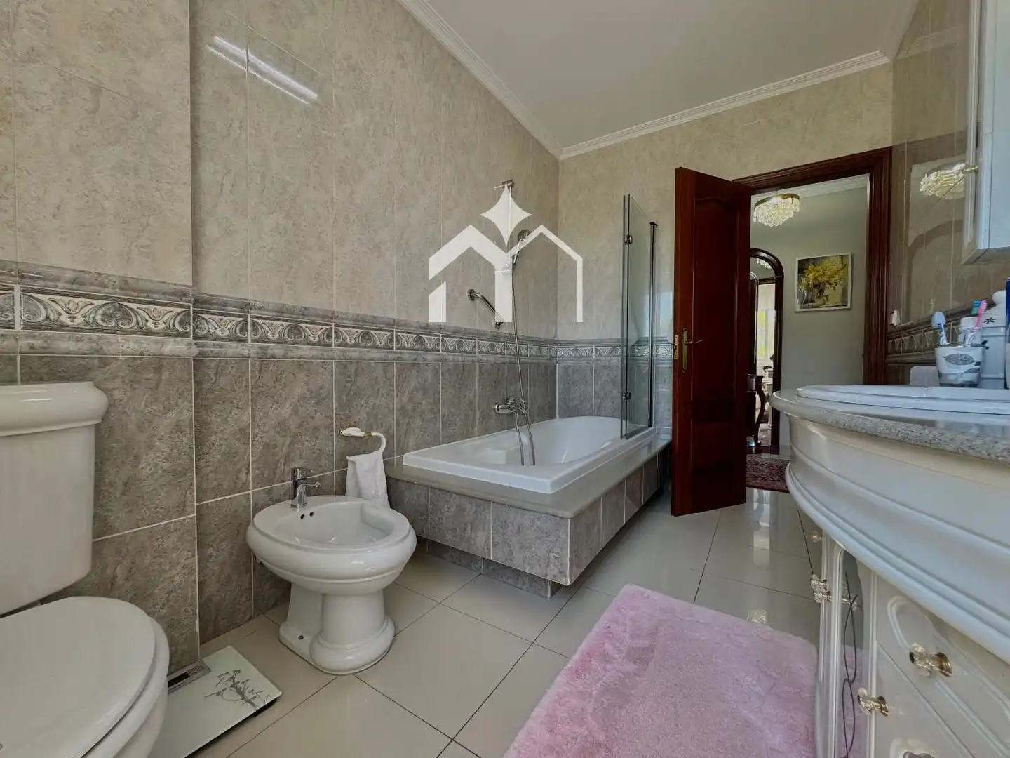 Bathroom of Houses for sale in Moaña  with Heating, Parquet flooring and Terrace
