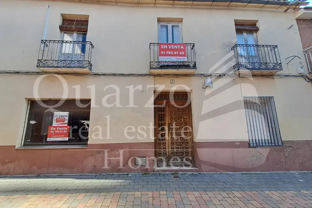 Vista exterior de Casa o chalet en venta en El Puente del Arzobispo