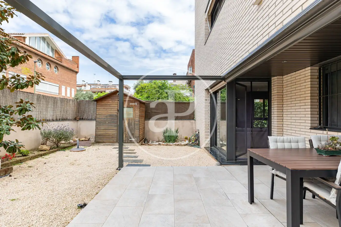 Terrasse von Wohnung zum Verkauf in Esplugues de Llobregat mit Klimaanlage, Heizung und Privatgarten