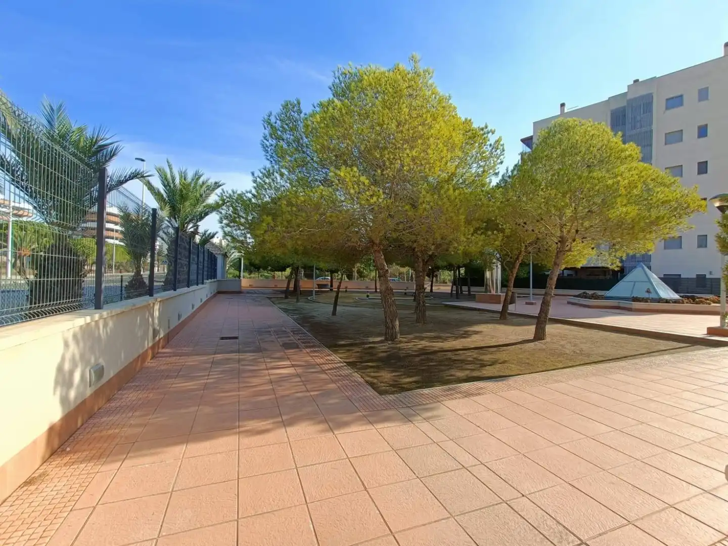 Flat with pool for sale in Los Arenales del Sol, imagen 87
