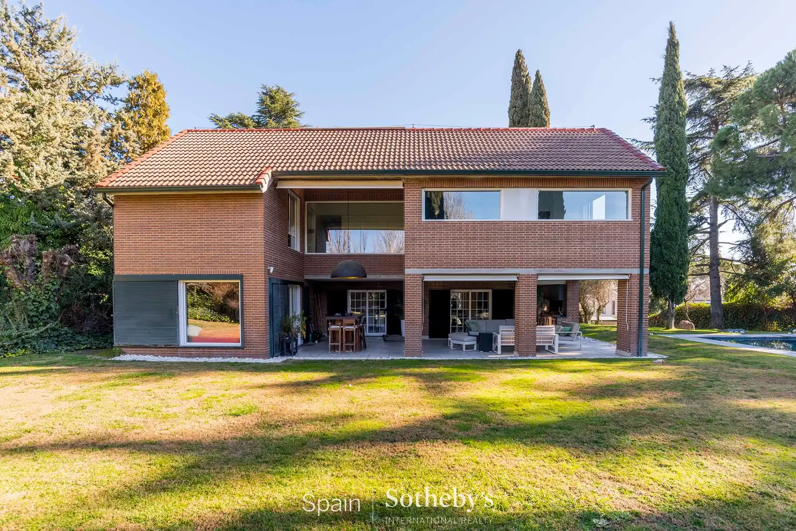 Garden of Houses for sale in La Moraleja  with Air Conditioner, Heating and Private garden