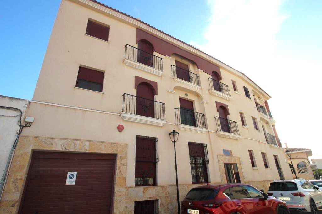 Außenansicht von Wohnungen zum verkauf in Turre mit Abstellraum und Balkon