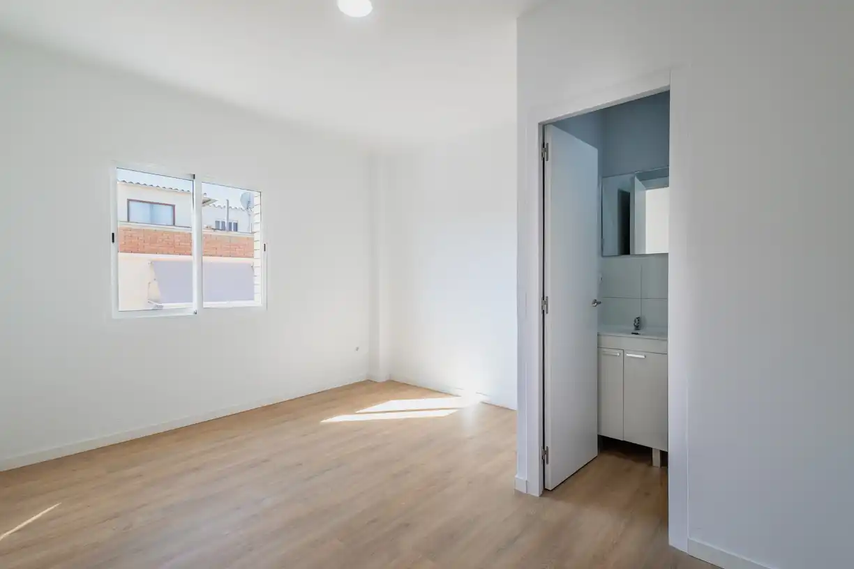 Habitación de Piso en venta en Manresa con Horno y Balcón
