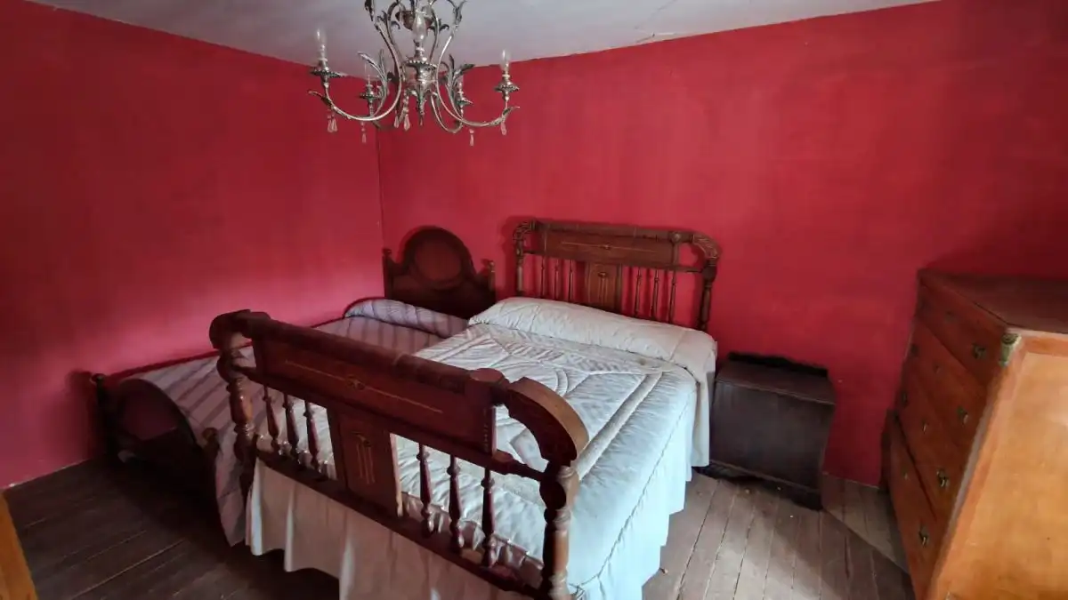 Dormitori de Casa o xalet en venda en Villaturiel