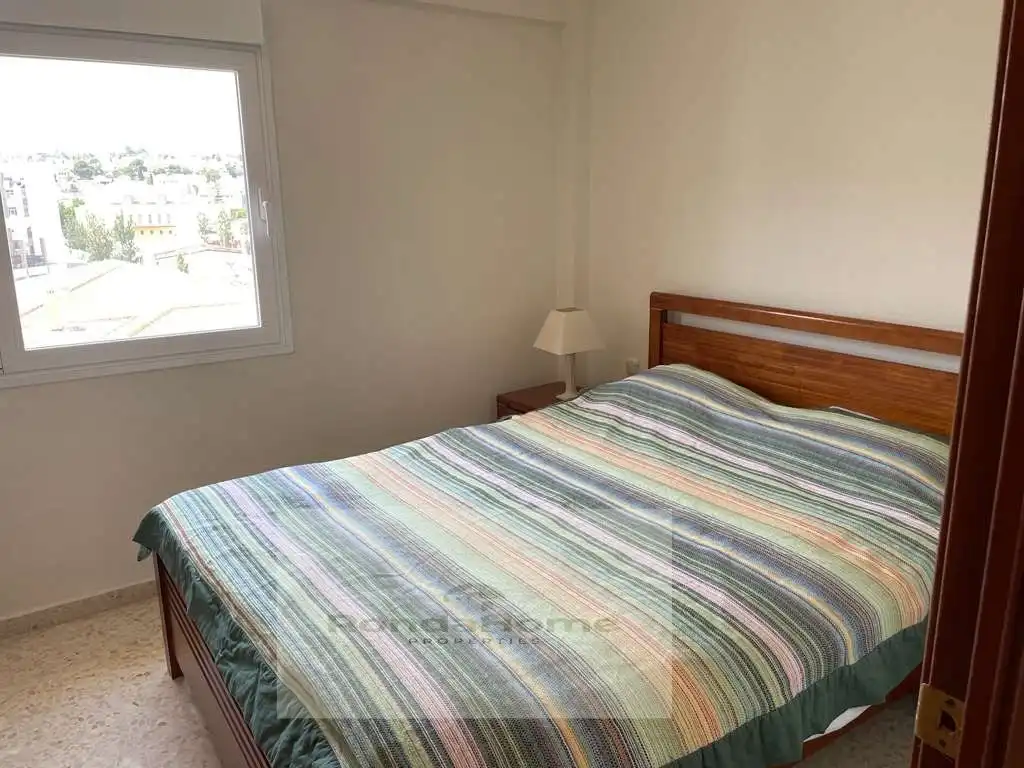 Flat for rent in Calle Feria De Abril, Centro ciudad