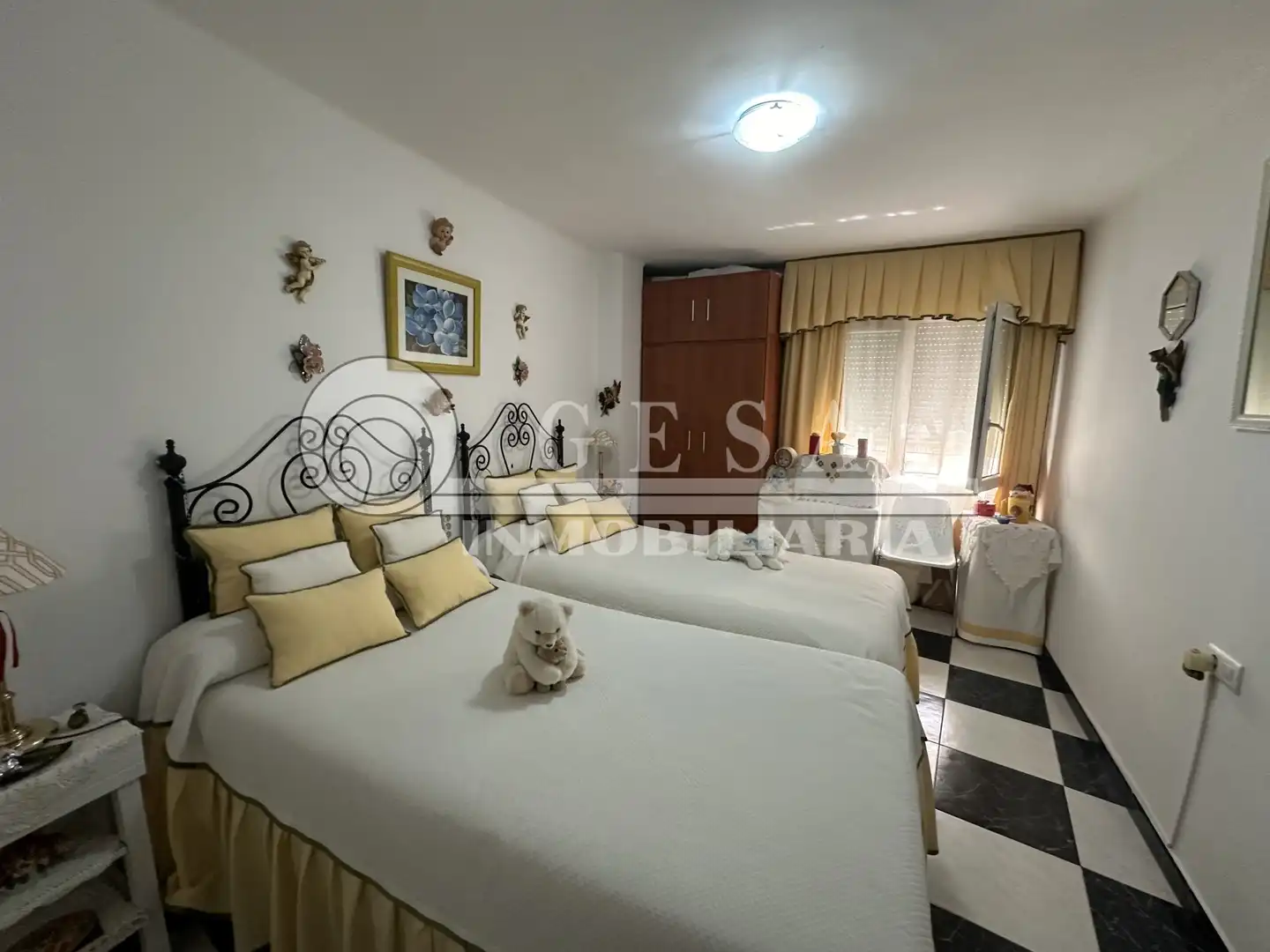 Habitación de Piso en venta en Vélez-Málaga con Terraza
