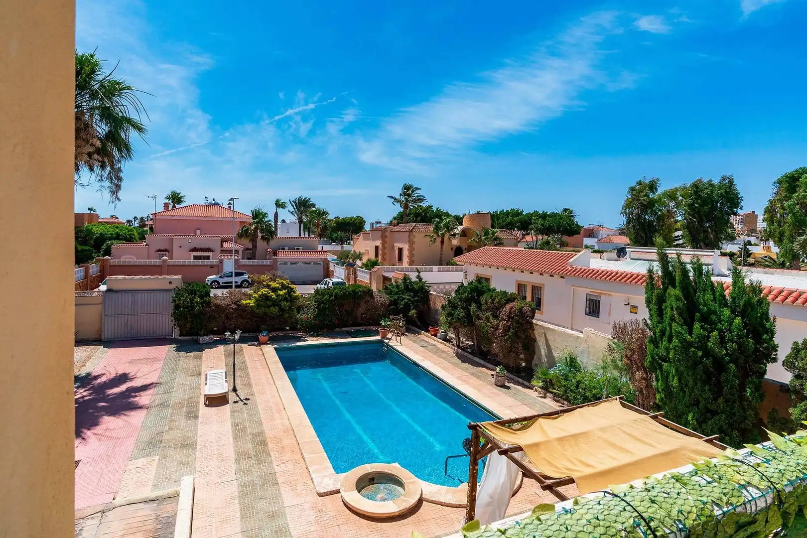 Vista exterior de Casa o chalet en venta en Roquetas de Mar con Jardín privado, Terraza y Trastero