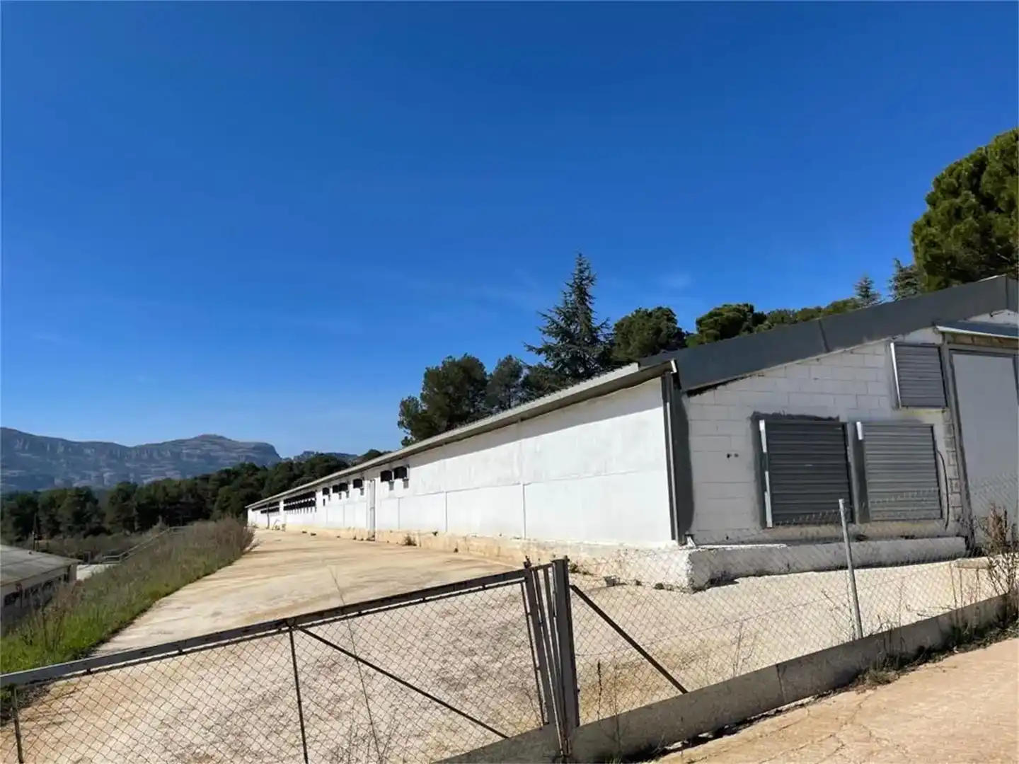 Vista exterior de Finca rústica en venda en Sant Llorenç Savall