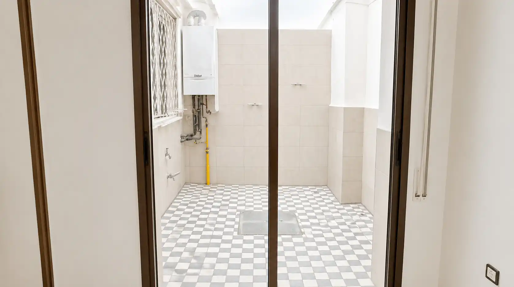 Semi-detached house with terrace for sale in Carrer de Santa Teresa, imagen 6