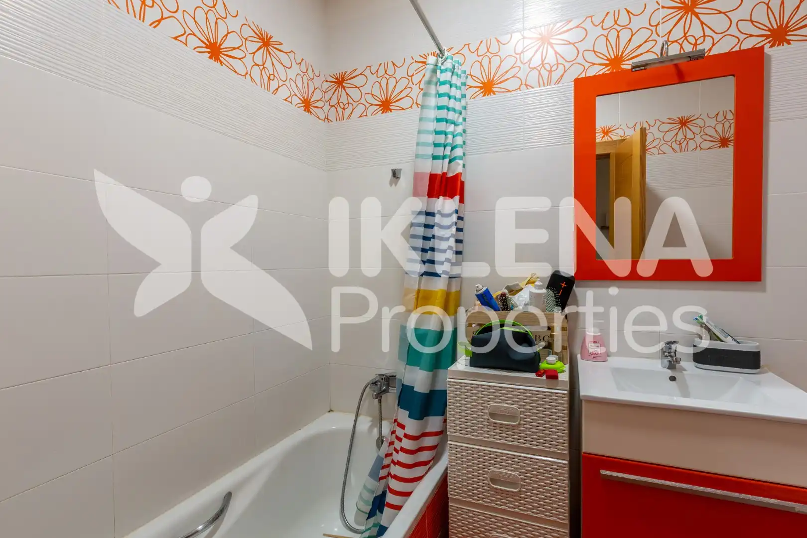 Bedroom of Houses for sale in Roquetas de Mar  with Air Conditioner, Private garden and Parquet flooring