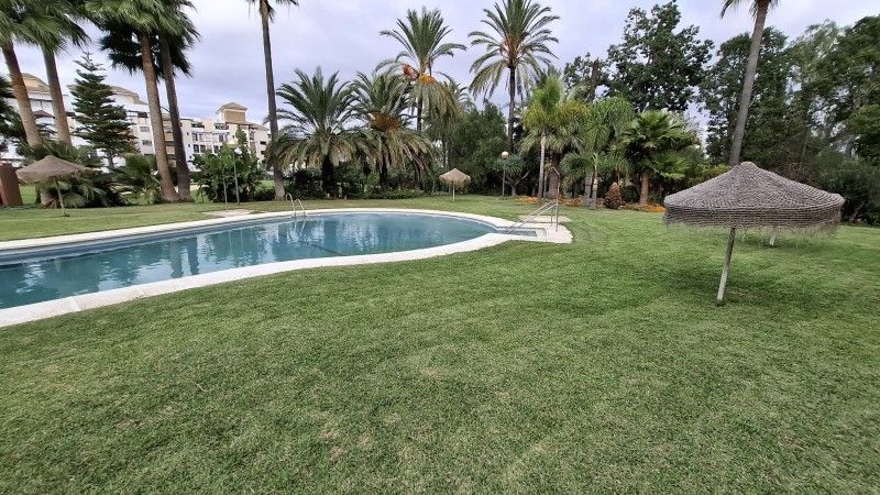 Swimming pool of House or chalet for sale in Motril  with Air Conditioner, Heating and Terrace