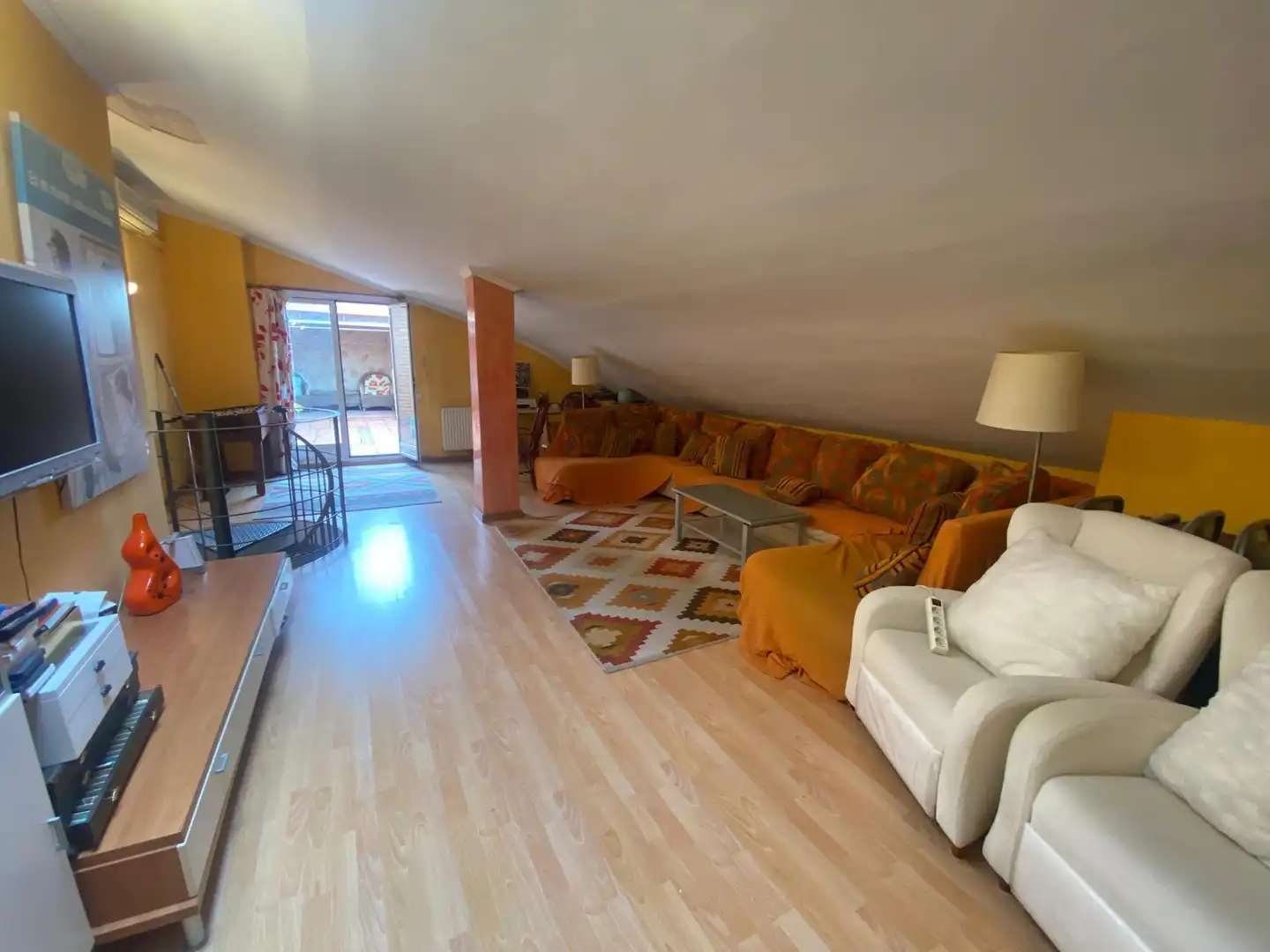 Sala d'estar de Àtic en venda en Ripollet amb Aire condicionat, Calefacció i Terrassa