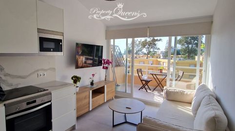 Foto 3 de Dúplex en venta en Guadalmansa, Estepona
