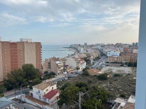 Vista exterior de Àtic en venda en El Campello amb Terrassa i Moblat