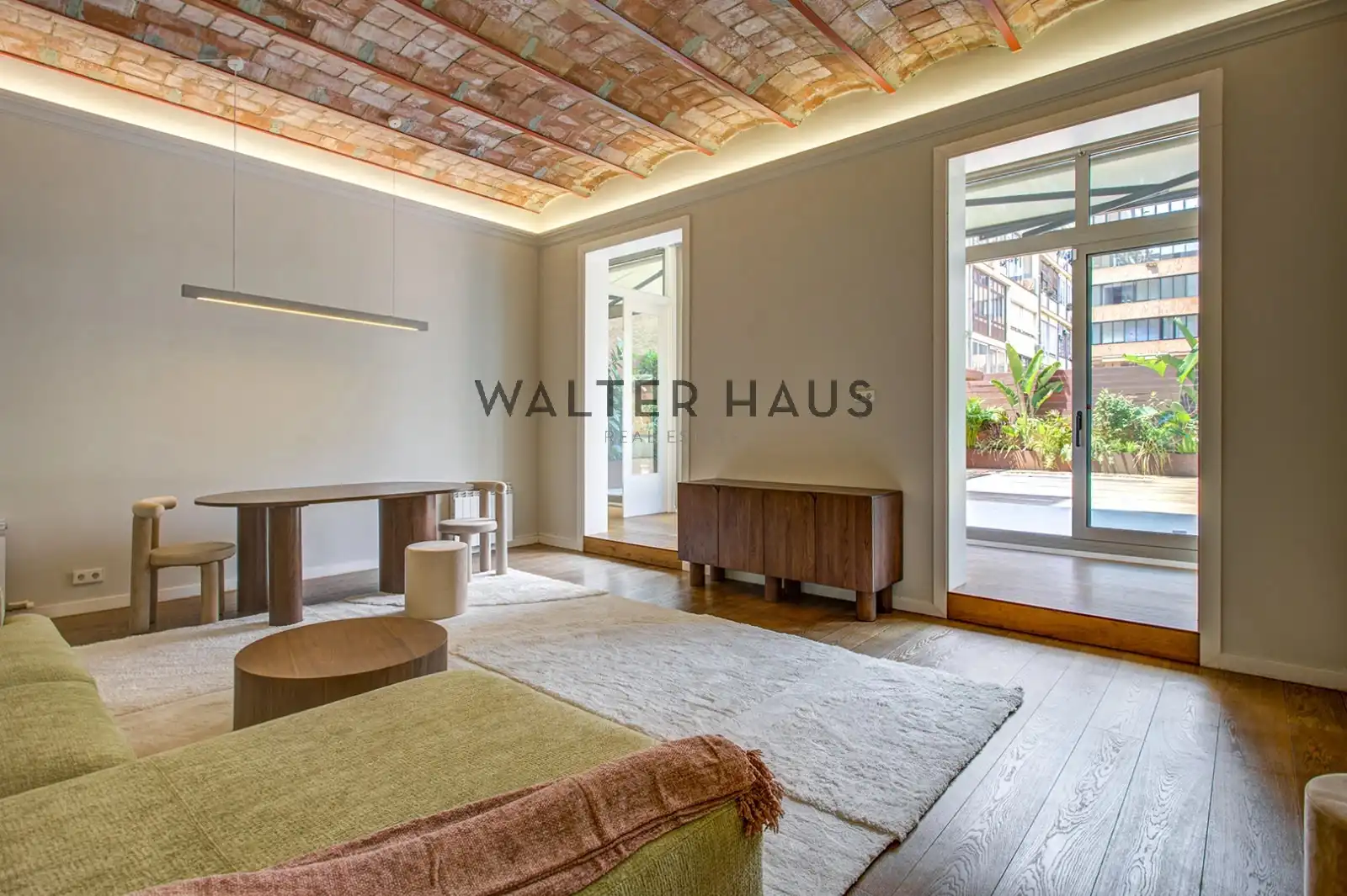 Sala de estar de Piso en venta en Barcelona con Aire acondicionado, Terraza y Horno