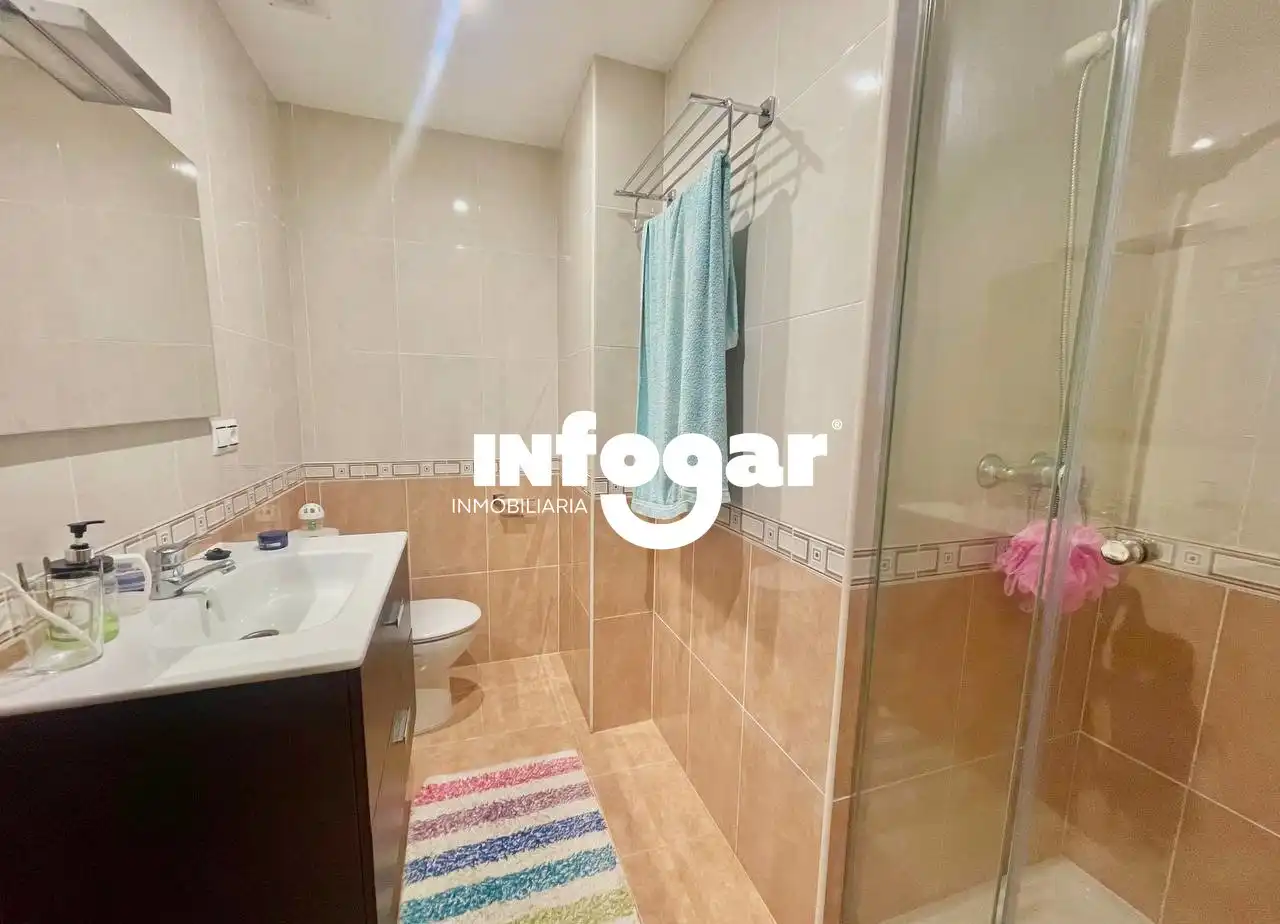 Bathroom of Flat for sale in A Guarda    with Heating, Storage room and Furnished