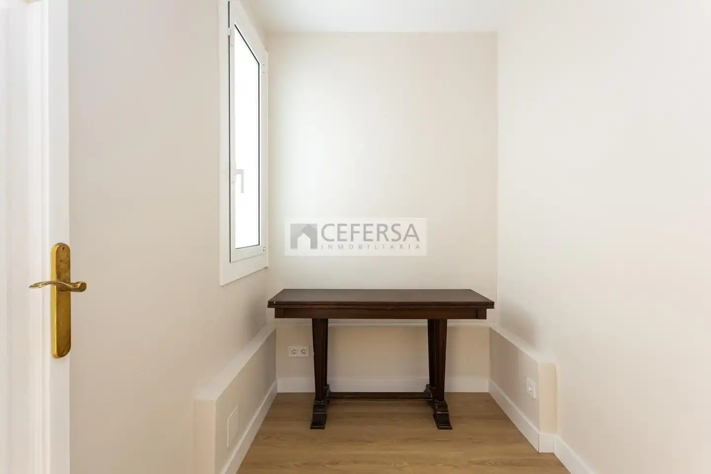 Bedroom of Flat for sale in Barcelona  with Air Conditioner, Heating and Parquet flooring