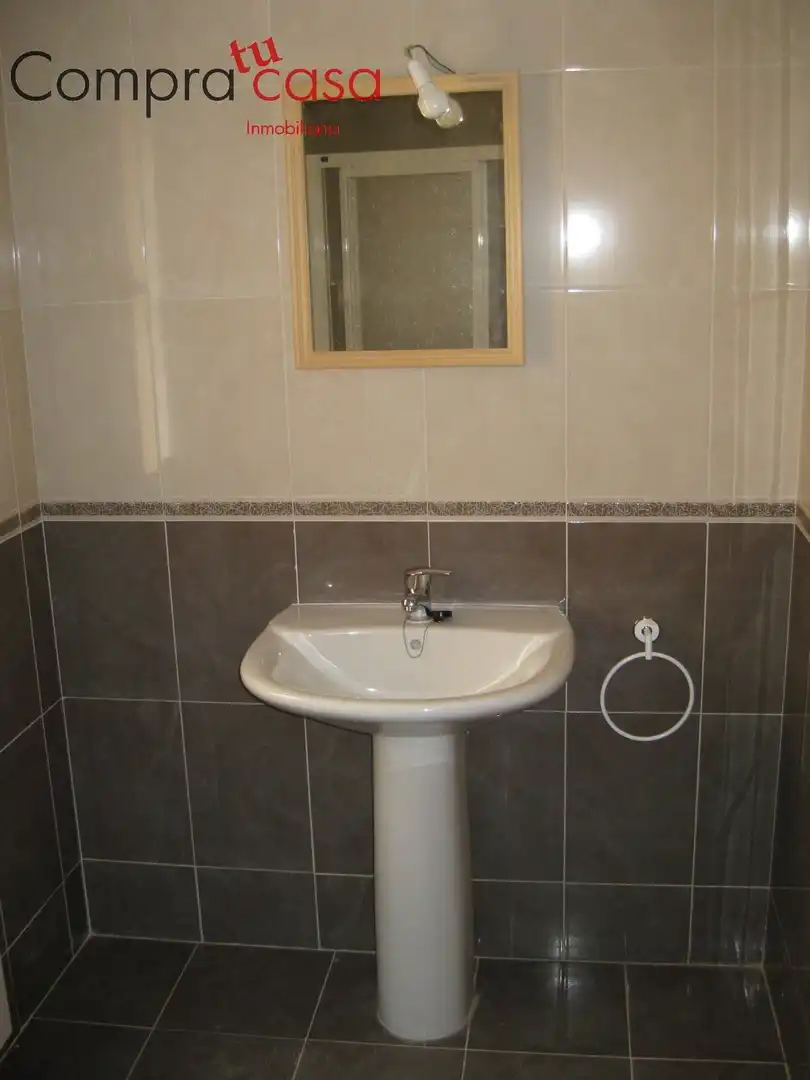 Bathroom of Detached homes for rent in Segovia  with Heating, Private garden and Terrace
