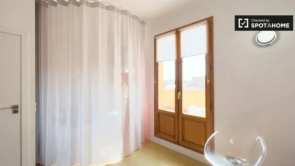 Piso con terraza en alquiler en Ciutat Vella, imagen 11