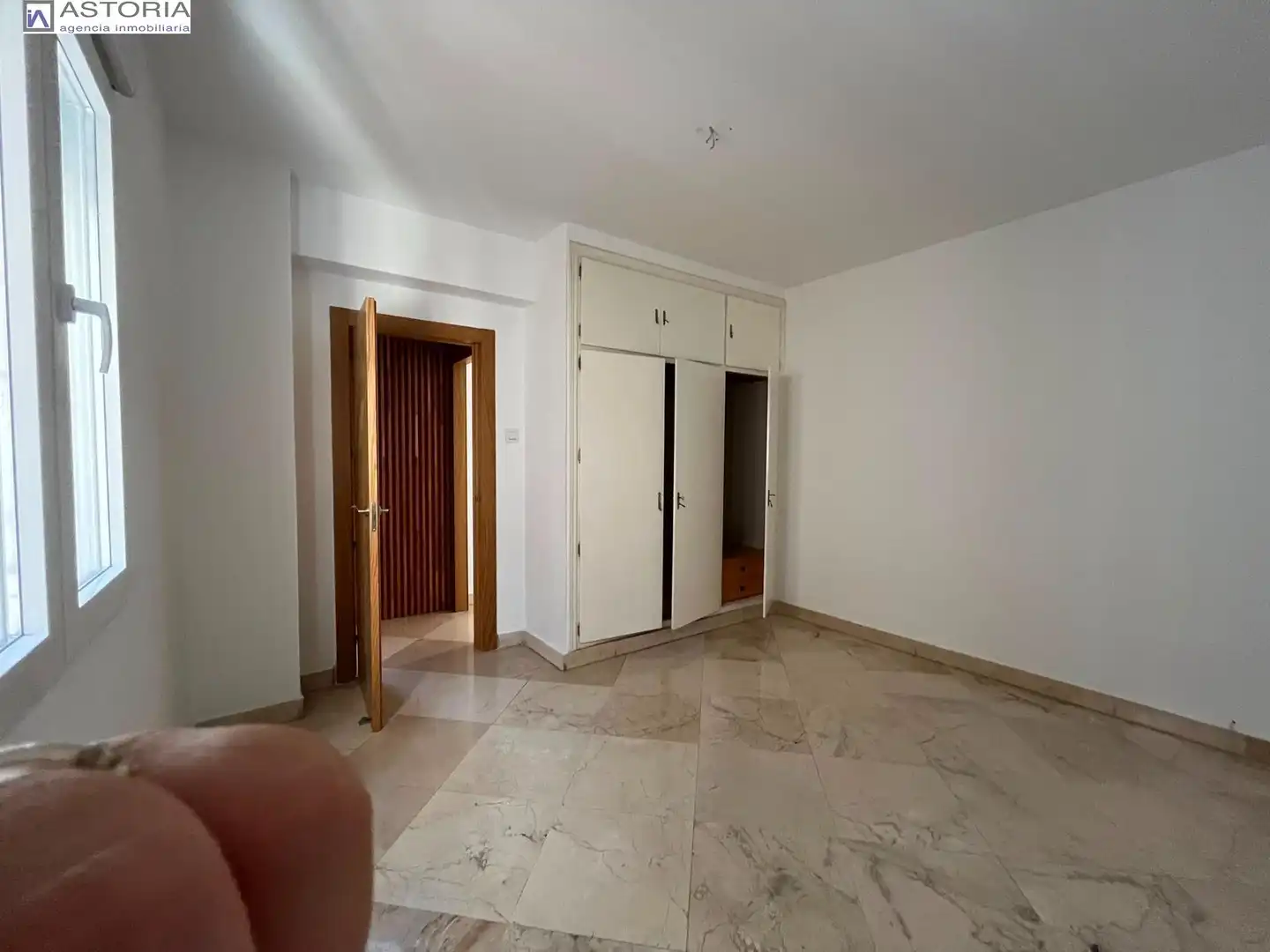 Schlafzimmer von Wohnung zur Miete in Granada mit Heizung und Terrasse