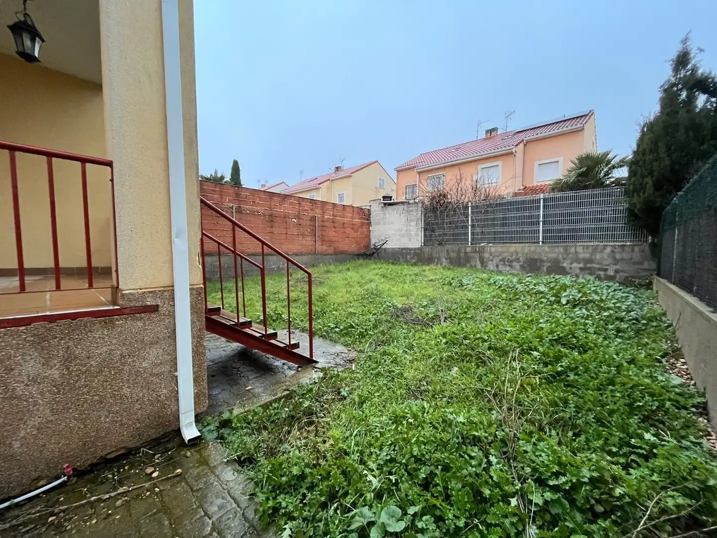 Aparcament de Apartament en venda en Olías del Rey amb Jardí privat