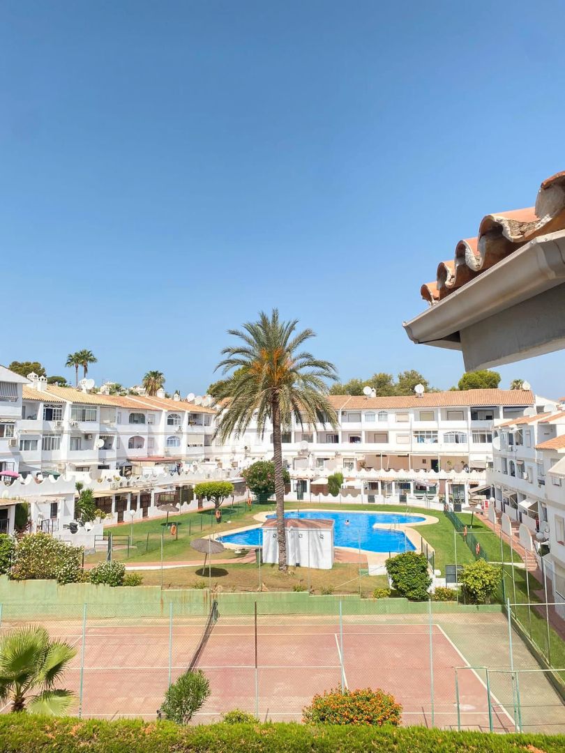 Vista exterior de Dúplex en venda en Mijas amb Terrassa, Moblat i Forn
