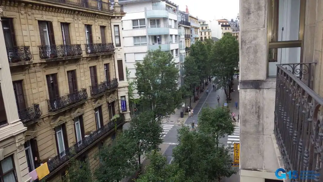 Vista exterior de Pis de lloguer en Donostia - San Sebastián  amb Calefacció i Balcó