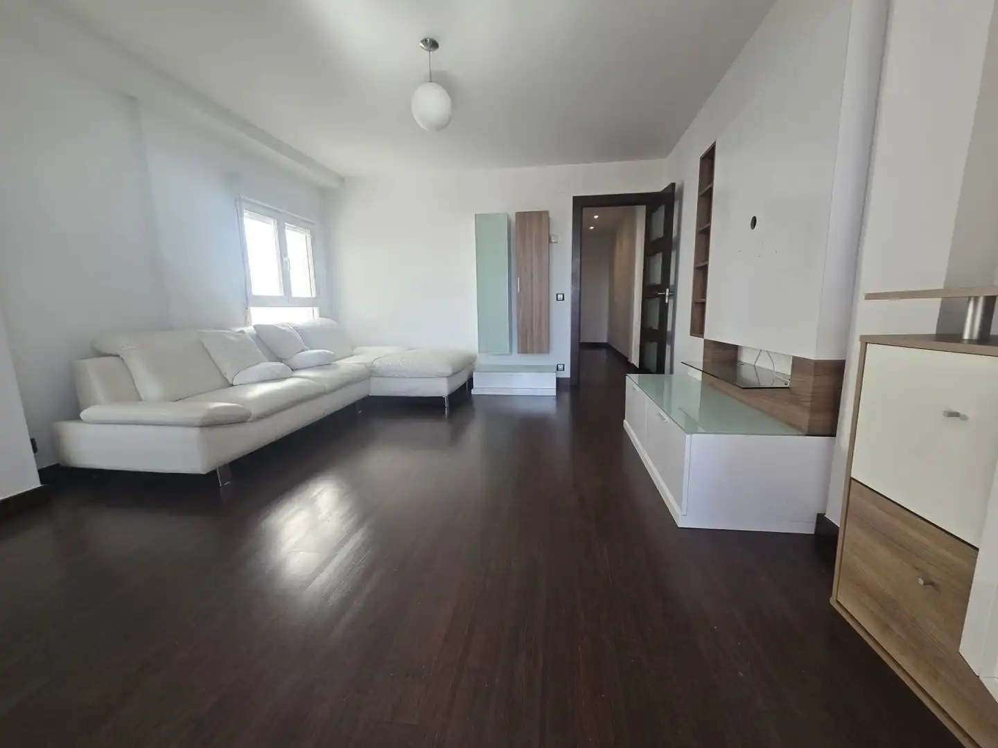 Sala d'estar de Àtic en venda en  Logroño amb Calefacció, Terrassa i Moblat