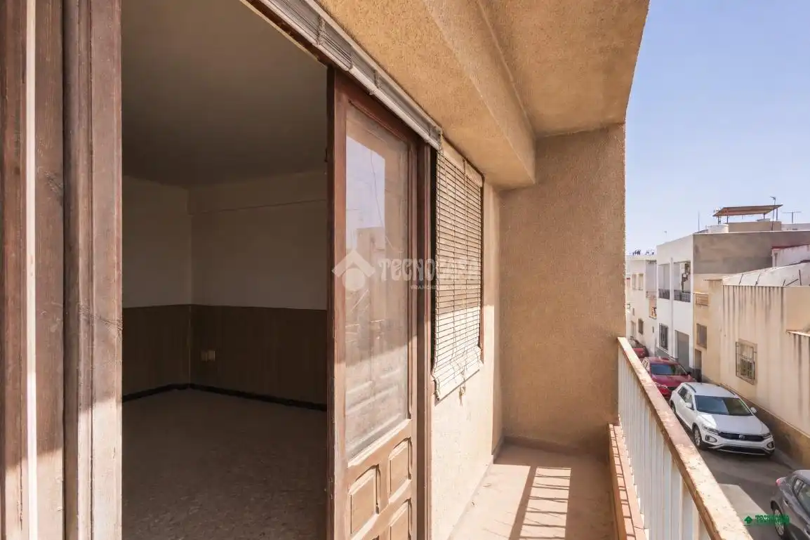 Casa aparellada amb terrassa en venda a Vera Ciudad, imagen 26