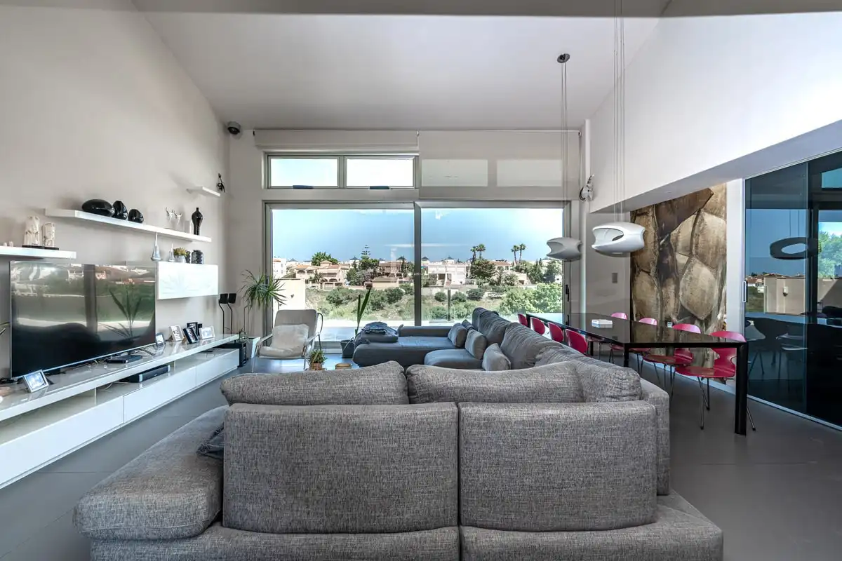 Sala d'estar de Casa o xalet de lloguer en Torrevieja amb Aire condicionat, Calefacció i Jardí privat