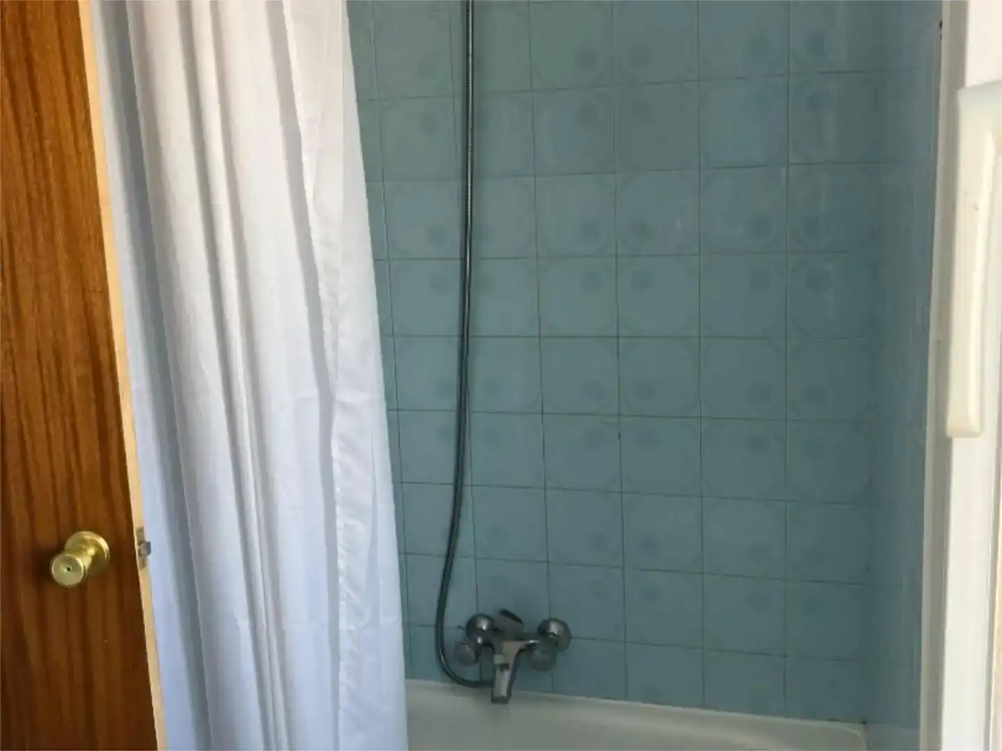 Bathroom of Flat for sale in Galilea  with Furnished and Balcony