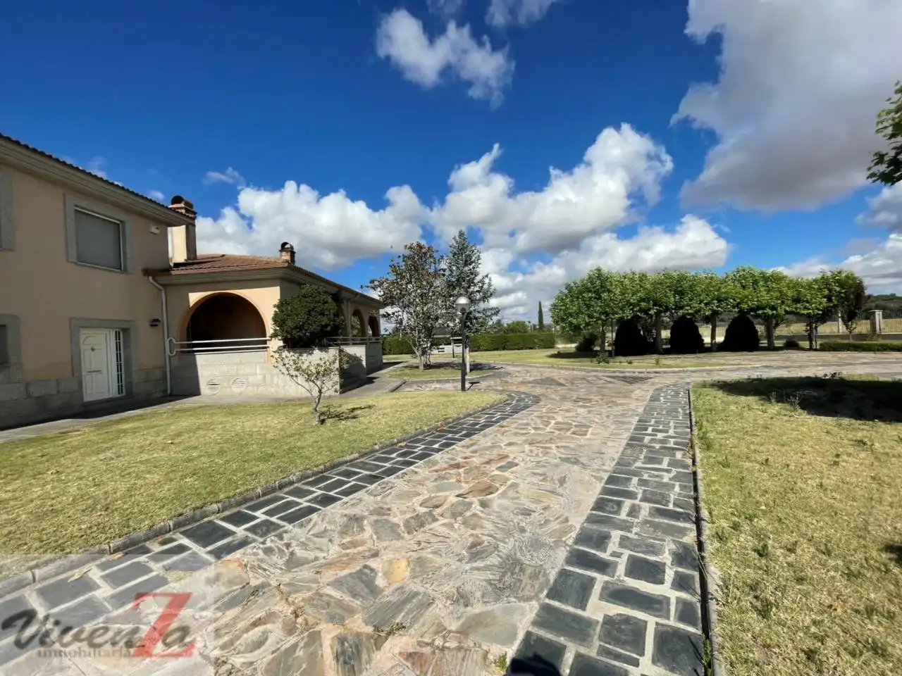 Exterior view of Houses for sale in Zamora Capital   with Air Conditioner, Heating and Terrace