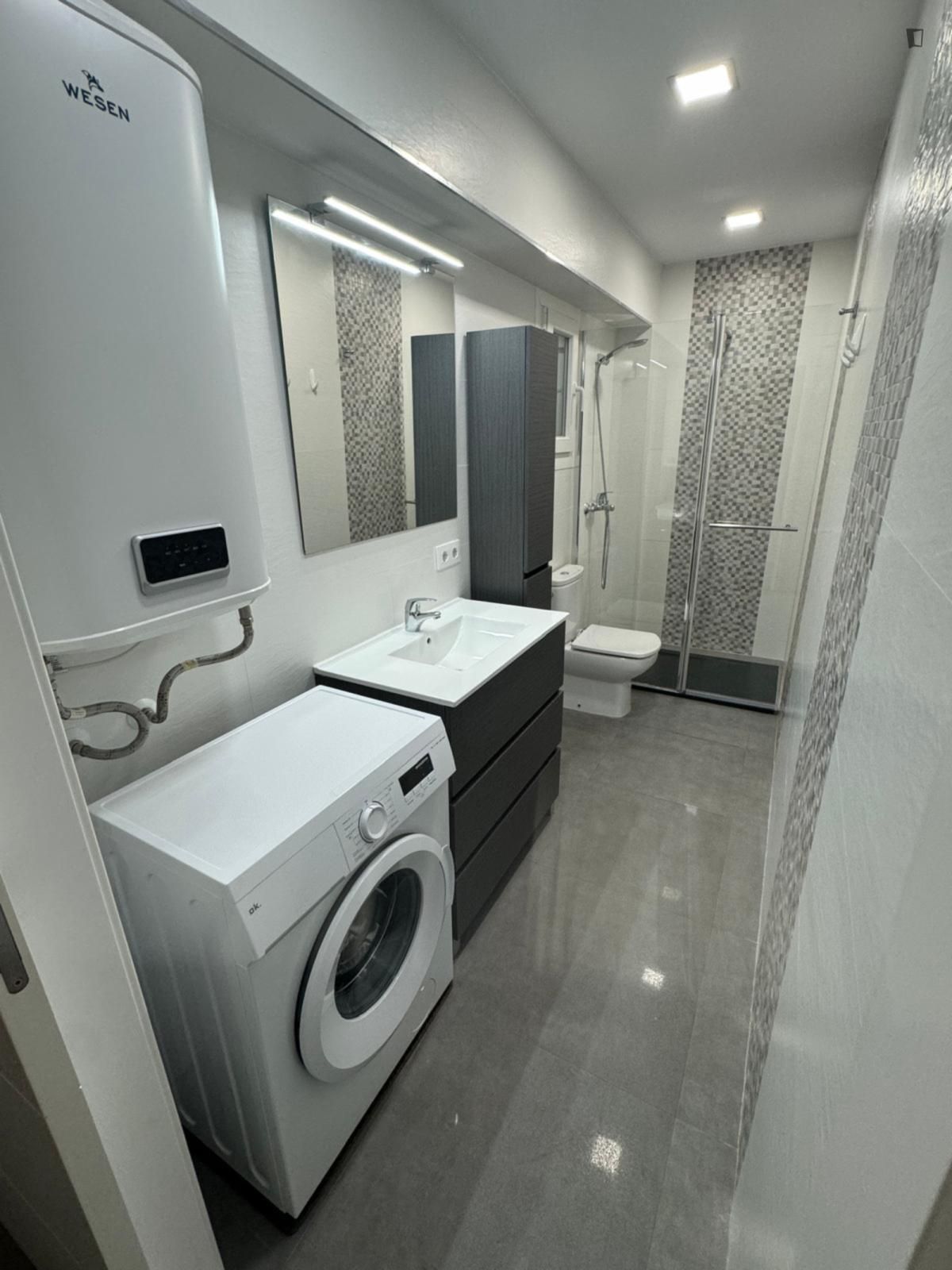 Baño de Apartamento de alquiler en  Palma de Mallorca con Aire acondicionado, Amueblado y Horno
