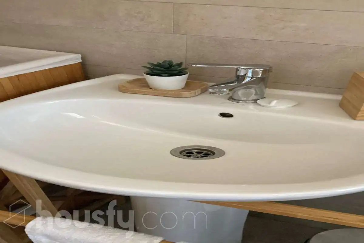 Badezimmer von Maisonette zur Miete in Toledo mit Klimaanlage, Heizung und Terrasse
