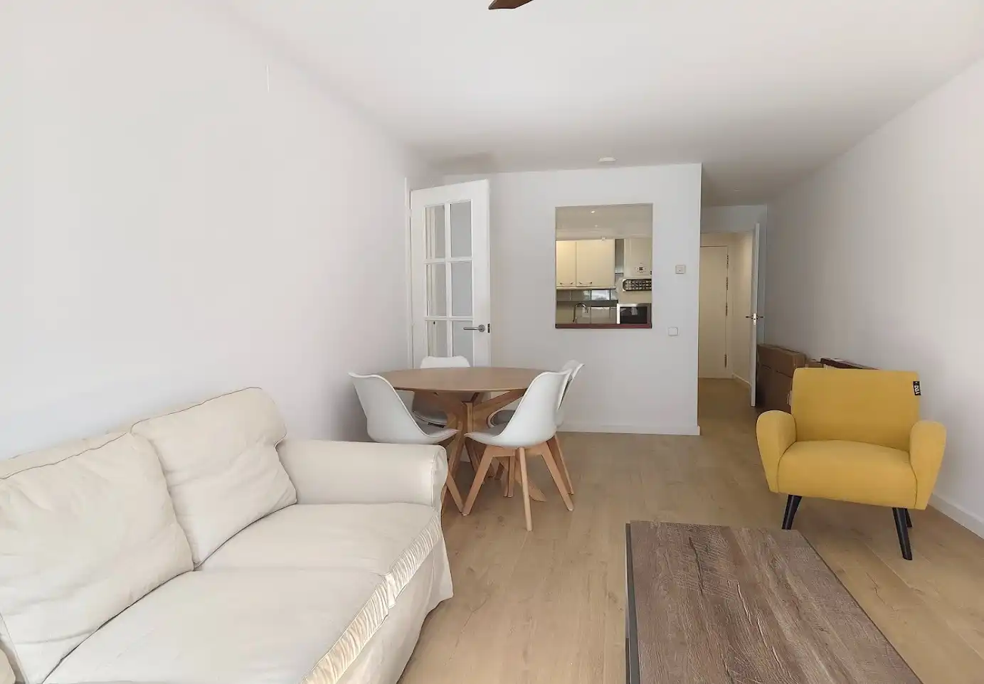 Sala de estar de Apartamento de alquiler en Sitges con Calefacción, Amueblado y Horno