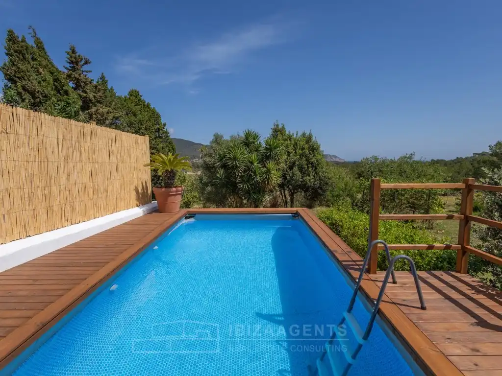 Swimming pool of Houses for sale in Santa Eulària des Riu  with Air Conditioner, Terrace and TV