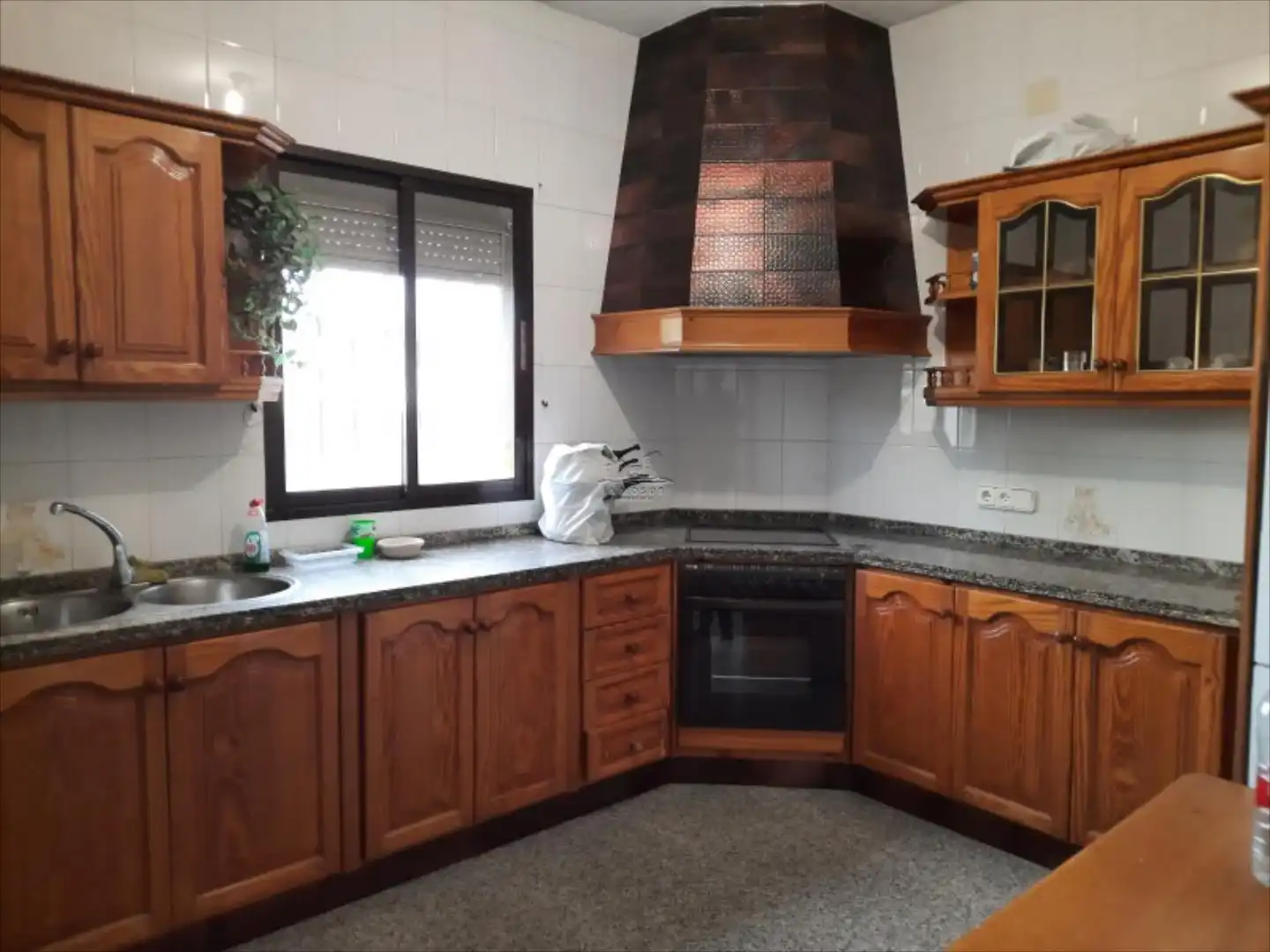 Cocina de Casa o chalet en venta en Lucena con Terraza, Trastero y Piscina