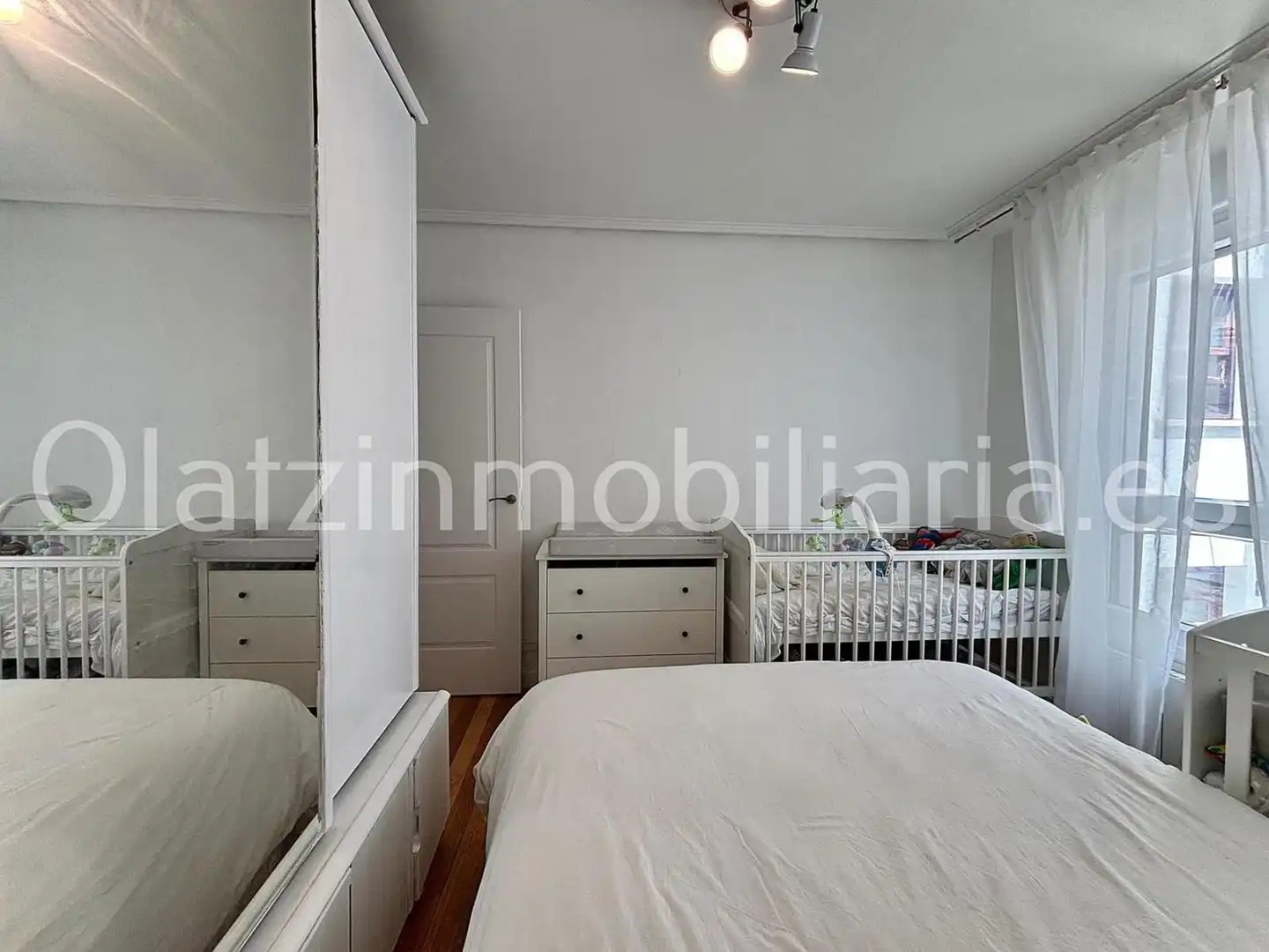 Habitación de Piso en venta en Zalla  con Calefacción, Terraza y Trastero
