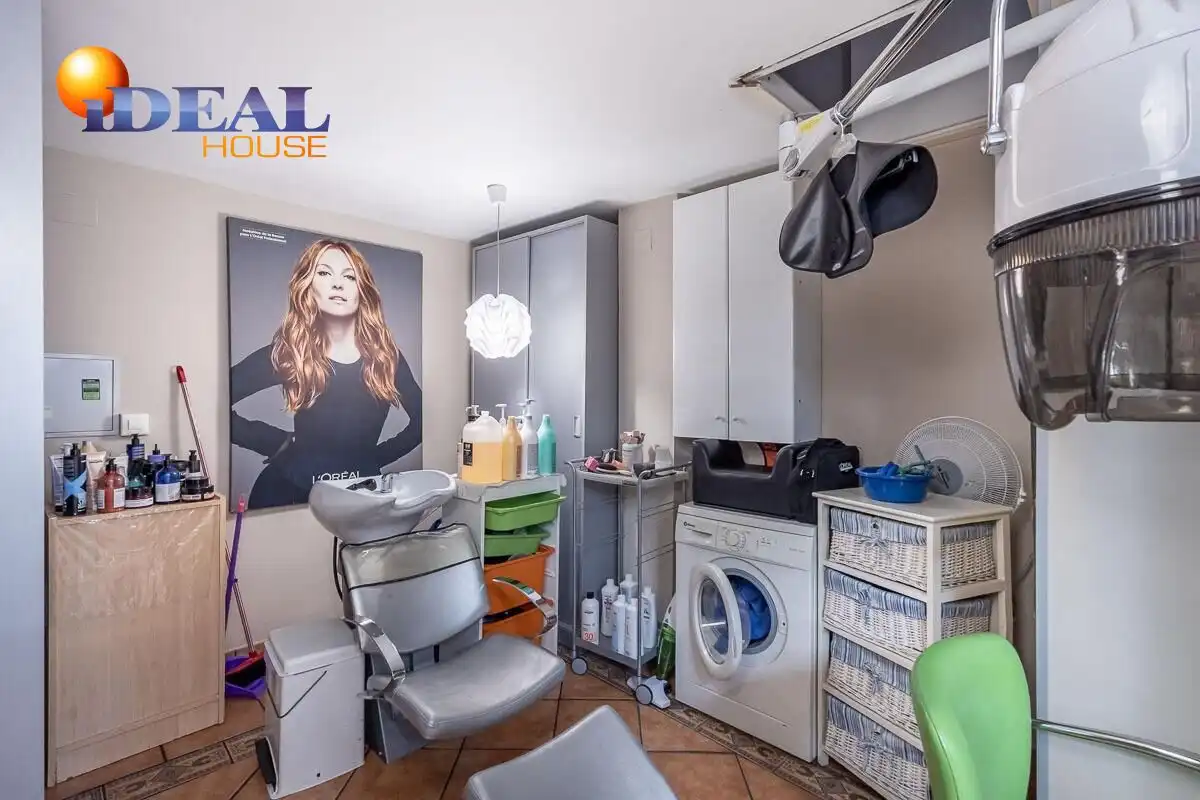 Local comercial en venda a Beiro, imagen 9