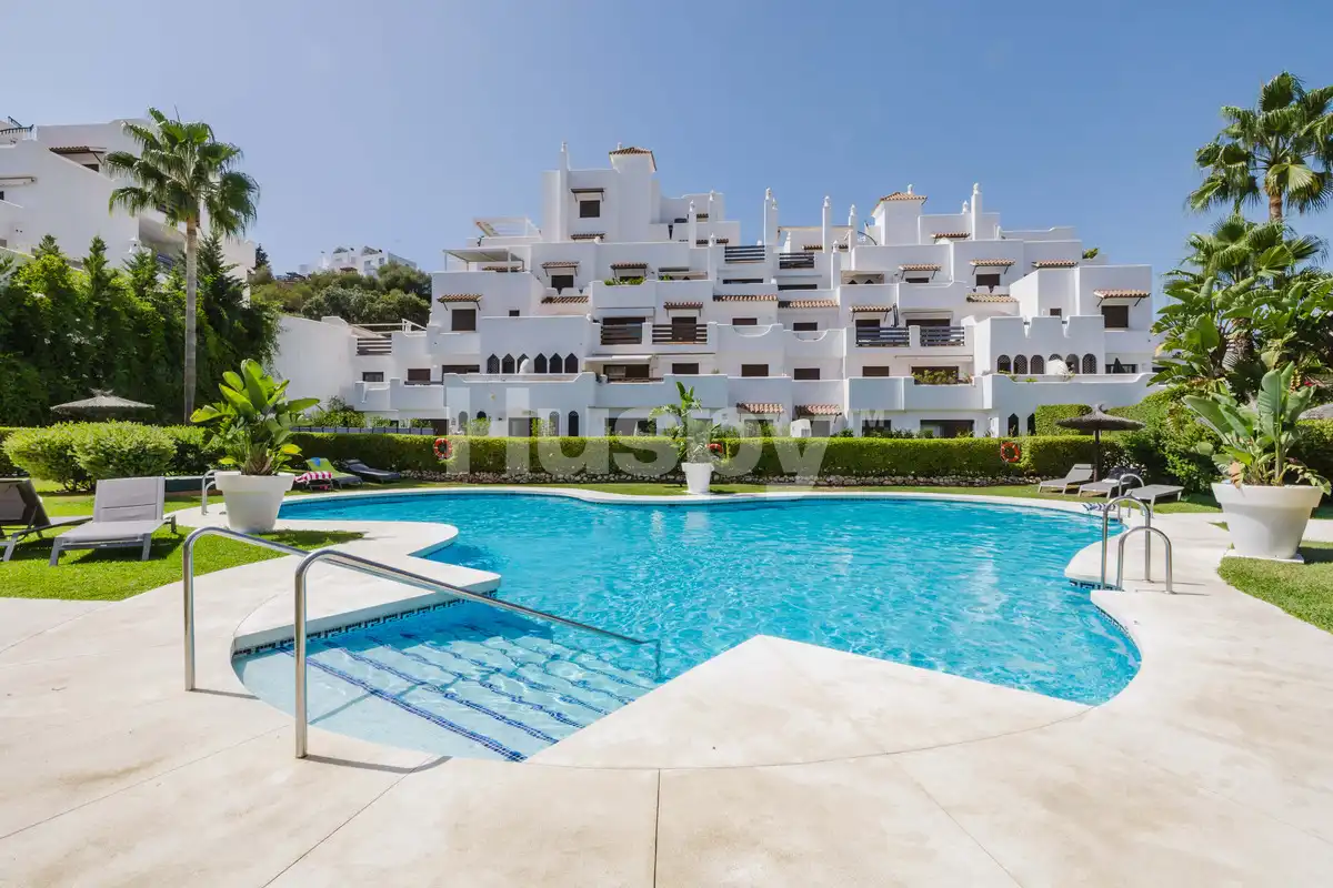 Exterior view of Ground floor for sale in Estepona  with Air Conditioner, Heating and Private garden