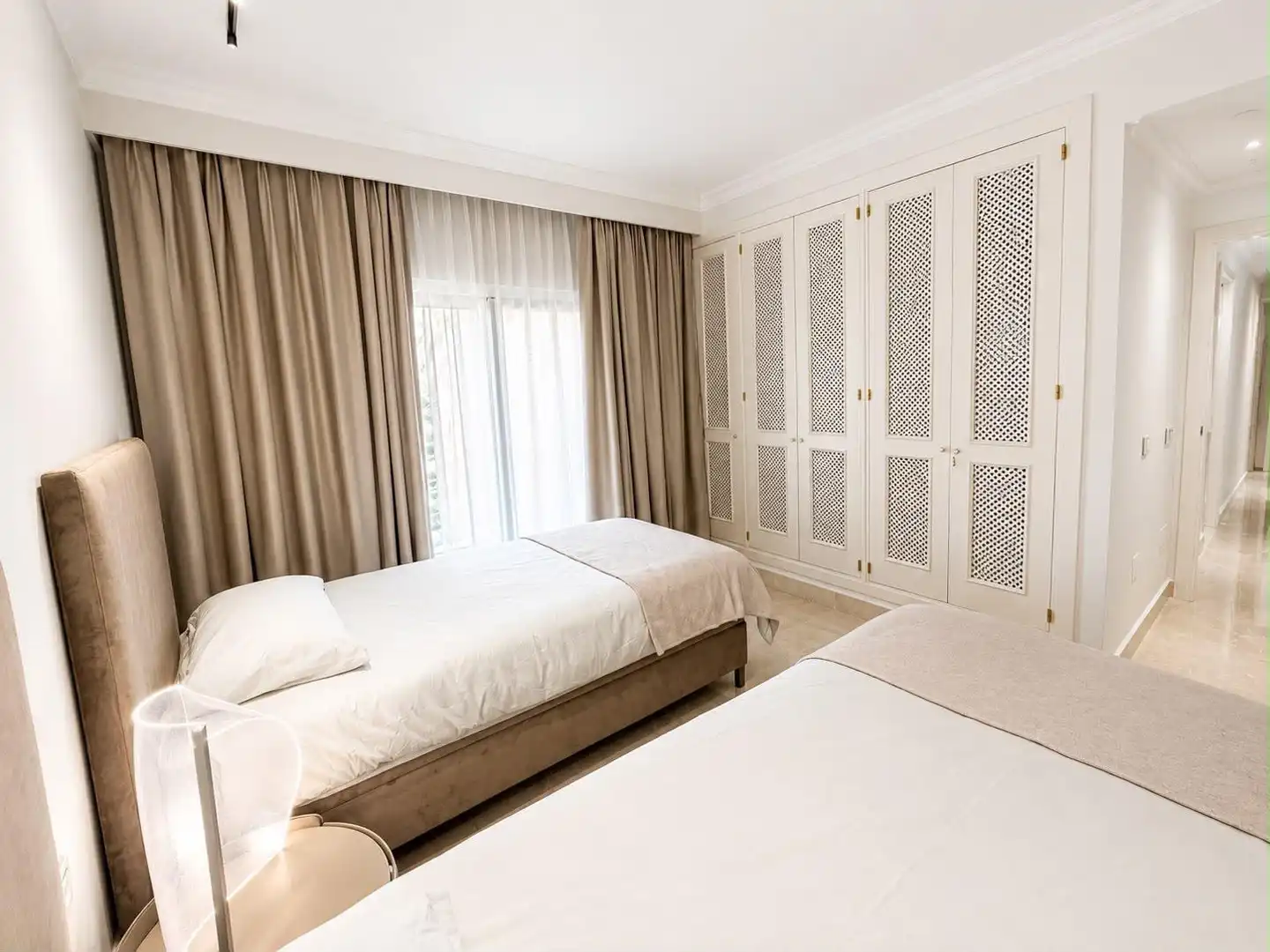 Bedroom of Ground floor for rent in Marbella  with Air Conditioner, Terrace and Swimming Pool