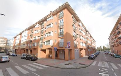 Exterior view of Flat for sale in Fuenlabrada  with Air Conditioner