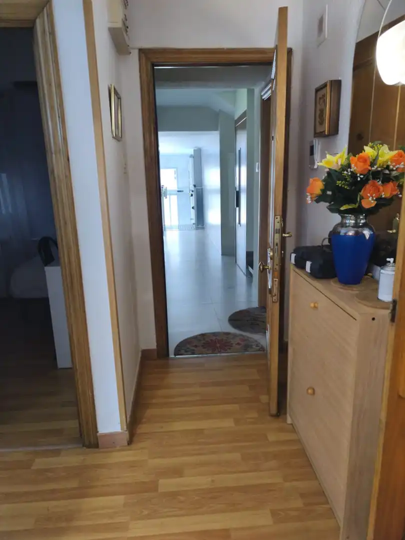 Piso en venta en Oviedo  con Calefacción, Trastero y Amueblado
