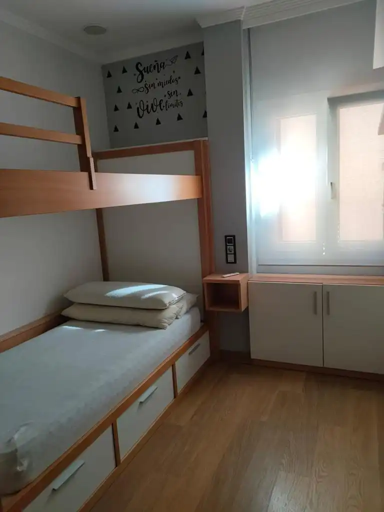 Dormitori de Casa o xalet en venda en Rincón de la Victoria amb Aire condicionat, Jardí privat i Terrassa