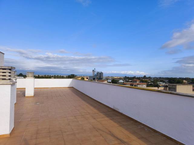 Piso en Alquiler en Lluis companys en Deltebre