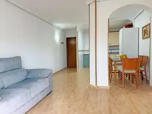 Habitación de Piso de alquiler en Torremolinos con Aire acondicionado, Calefacción y Amueblado